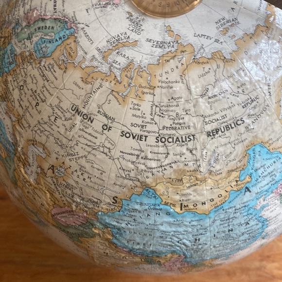 Vintage Globe - Picture 8 of 10